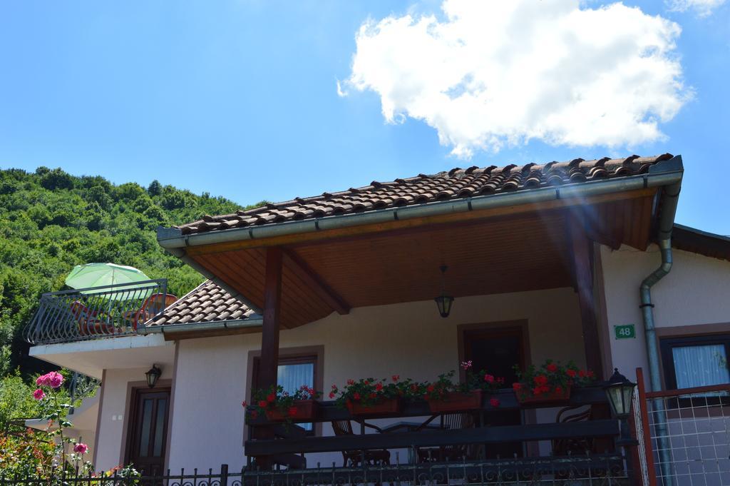 Resting House Oaza Villa Bihać Eksteriør billede